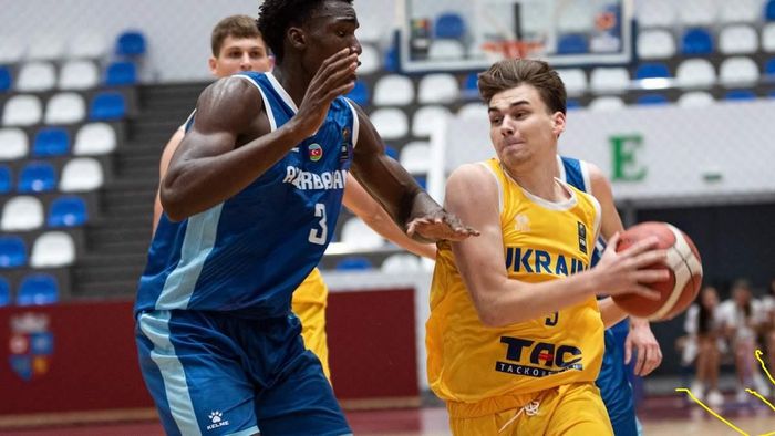 Збірна України оформила неймовірний камбек на Євробаскеті U-18, відігравшись з мінус 12