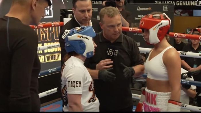 17-річна Макогоненко провела виставковий бій з угоркою перед відкритим тренуванням Усик – Ф'юрі