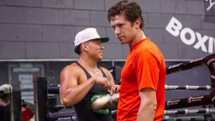 Непобедимый украинец эффектным нокаутом во 2 раунде уничтожил соперника в первом бою за 3 года – видео