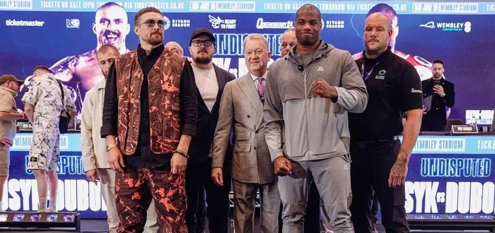 Дюбуа вказав на слабке місце Усика напередодні реваншу: "У мене вкрали перемогу"