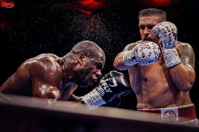 Даніель Дюбуа та Олександр Усик / Фото The Ring 
