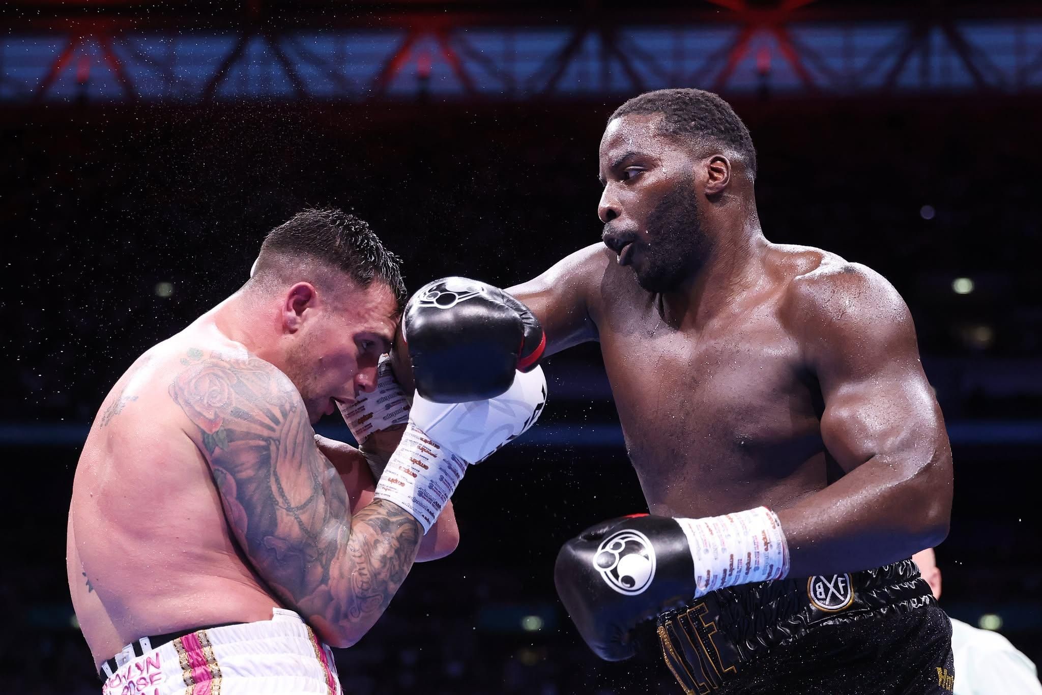 Околі атакує Лерену / Фото Richard Pelham/Getty Images