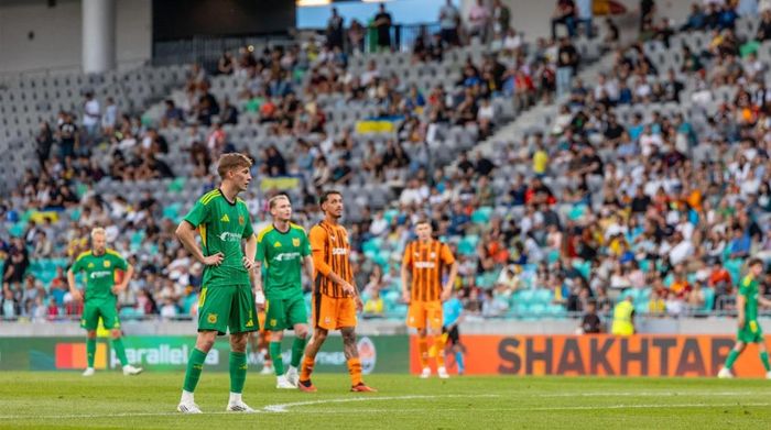 "Шахтер невероятно мощная команда": наставник Ильвеса объяснил позорное унижение в Лиге Европы