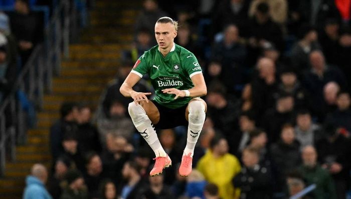 Таловеров официально сменил клубную прописку в Англии Таловеров официально сменил клубную прописку в Англии