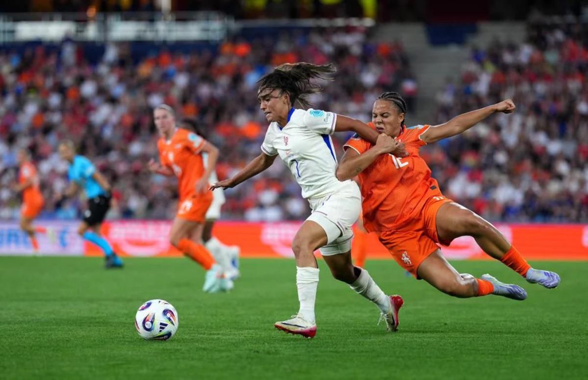 Нидерланды – Франция 2:5 / Фото uefa.com