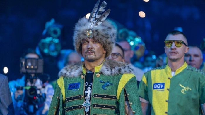 Вдова Мохамеда Алі порівняла Усика зі своїм культовим чоловіком