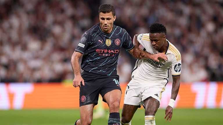 Родрі (ліворуч) проти Вінісіуса / Фото LightRocket via Getty Image Родрі (ліворуч) проти Вінісіуса / Фото LightRocket via Getty Image