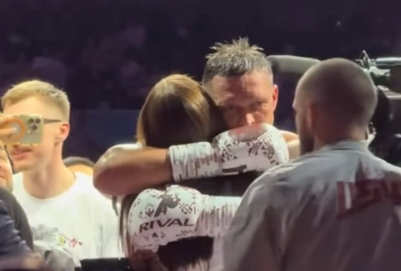 Усик потерял жену после победы над Дюбуа – милое видео