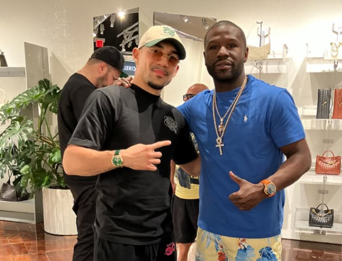 Теофімо Лопес та Флойд Мейвезер / Фото: instagram.com/teofimolopez