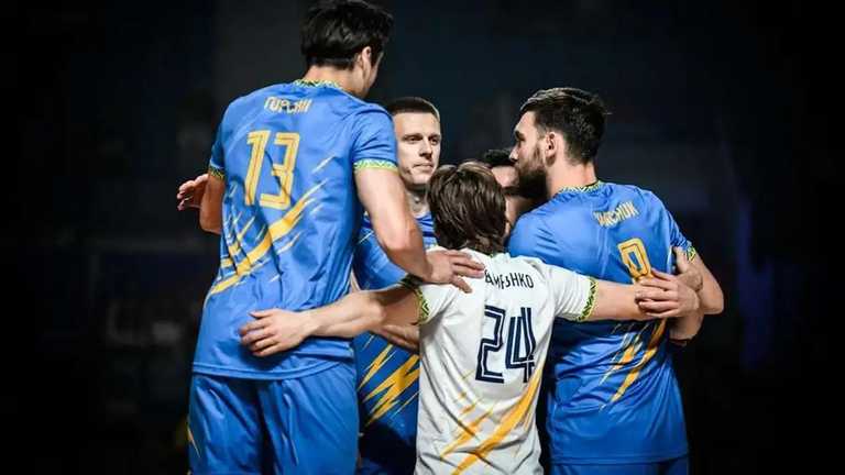 Збірна України з волейболу / FIVB 