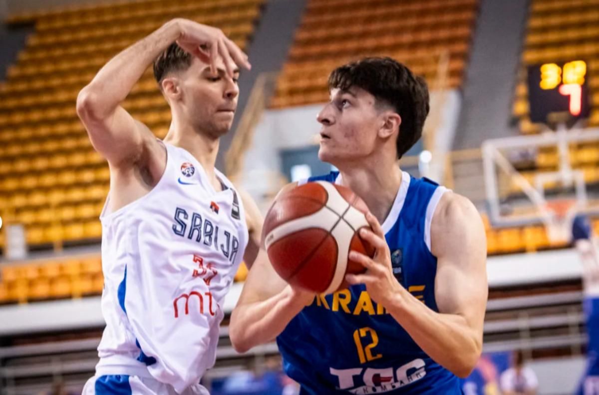 Максим Кличко (справа) / Фото FIBA Максим Кличко (справа) / Фото FIBA