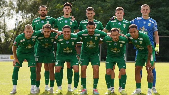 Карпати програли чемпіонам АПЛ – гол Карабіна зі штрафного не врятував львів'ян