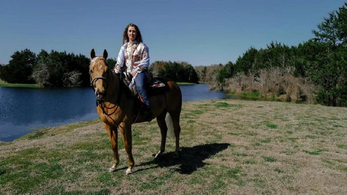 Дочь Шумахера завоевала 2 золотые медали на чемпионате мира по конному спорту