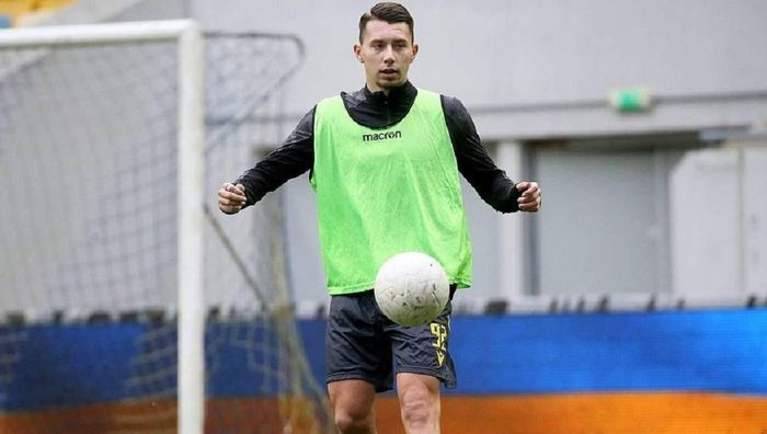 Захисник, від якого відмовилося Динамо, може стати гравцем учасника Ліги чемпіонів Захисник, від якого відмовилося Динамо, може стати гравцем учасника Ліги чемпіонів