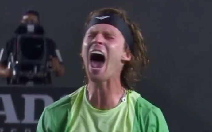 Рубльов / Скріншот з відео Рубльов / Скріншот з відео