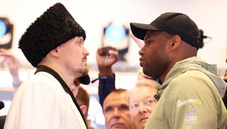 Усик і Дюбуа / Фото Getty Images