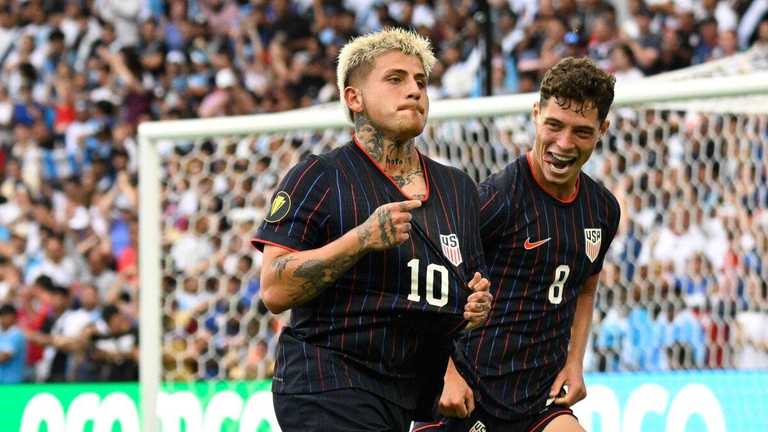 Луна / Фото Gold Cup Луна / Фото Gold Cup