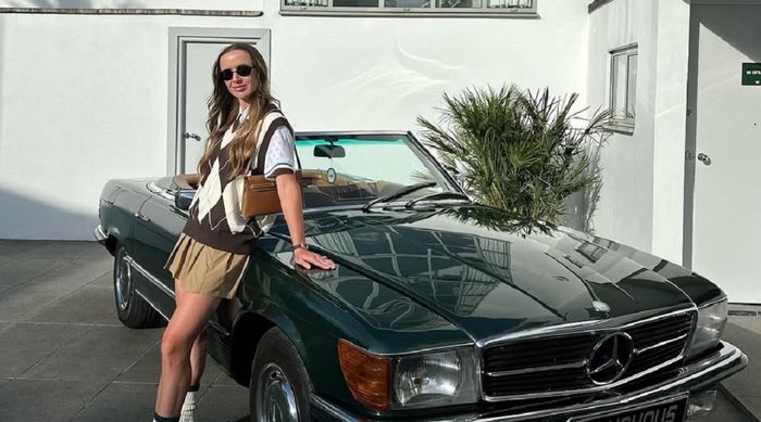 Еліна в Парижі: Світоліна зачарувала мережу фантастичною фотосесією у столиці моди