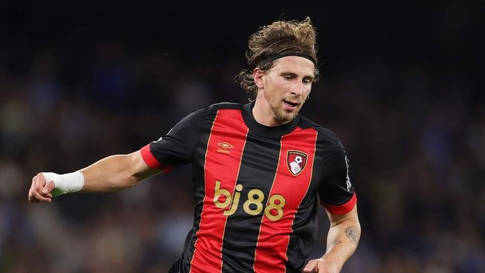 Забарный попал в немилость Борнмута на фоне слухов об уходе