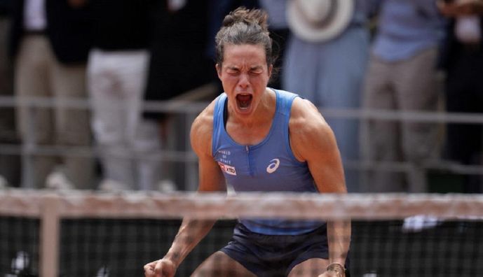 Головна сенсація Ролан Гаррос-2025 у тригодинній зарубі вийшла у чвертьфінал престижного турніру в Гамбурзі