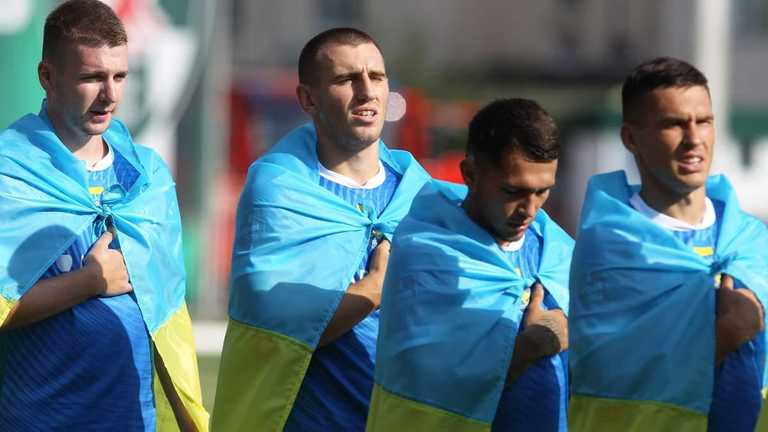 Максим Дячук (в центрі) / Фото ФК Динамо