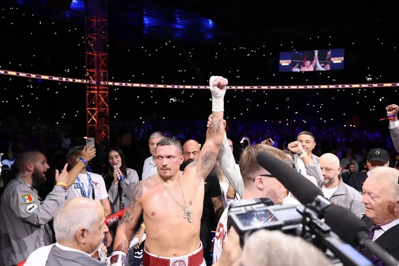 Олександр Усик /  Queensberry Promotions