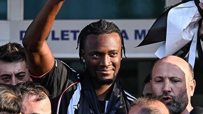 Экс-звезда Челси разнес Шахтер после победы в ЛЕ: "Посмотрим, что будет на следующей неделе"