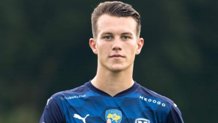 Металіст 1925 виніс вирок гравцю, який самовільно покинув Україну