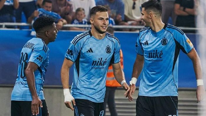 Лига чемпионов: Кухаревич забил в серии пенальти, но Слован вылетел, разгром от экс-клуба Реброва, победа Брюгге Лига чемпионов: Кухаревич забил в серии пенальти, но Слован вылетел, разгром от экс-клуба Реброва, победа Брюгге