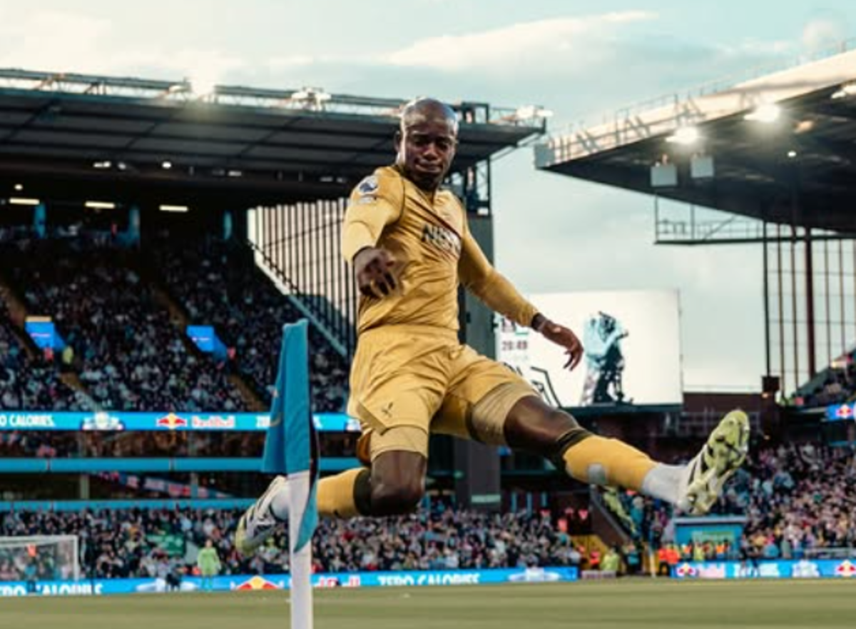 Жан-Филипп Матета / Фотоinstagram.com/cpfc/