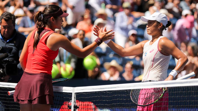 Емма Радукану (ліворуч) / Photo by Brad Penner/USTA