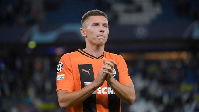 Полісся готується підписати хавбека збірної України – трансфер може стати найгучнішим в історії "вовків"