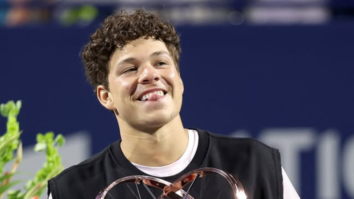 Шоста ракетка через травму знявся з матчу за рахунку 2:2 і попрощався з US Open в 1/16