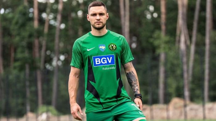 Гуцуляк рассказал, что им интересуются два клуба из топ-чемпионата: "Было бы большим счастьем"