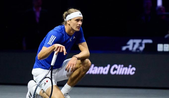 Звєрєв сенсаційно вилетів від аутсайдера в 1/16 US Open