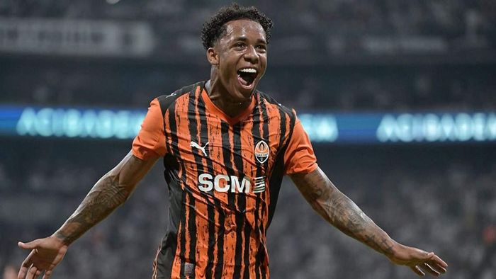 Лідер Шахтаря узгодив контракт із клубом АПЛ – залишилося домовитися з "гірниками"