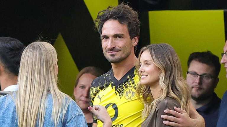 Хуммельс з дівчиною / Фото з X