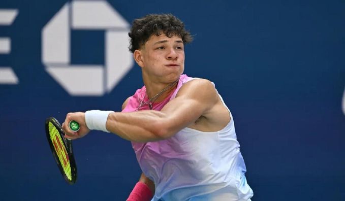 Шоста ракетка світу розбив аутсайдера на старті US Open перед домашніми трибунами