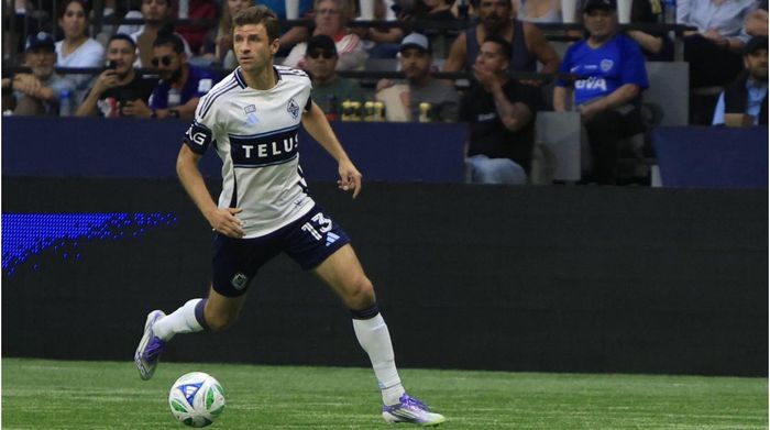 Мюллер забил через 2 минуты после выхода на поле в дебютном матче МЛС, но гол "украли"