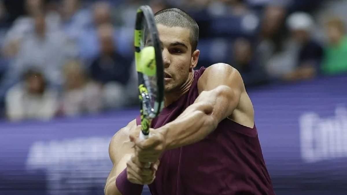 Карлос Алькарас / Фото EFE/EPA/John G. Мабангло