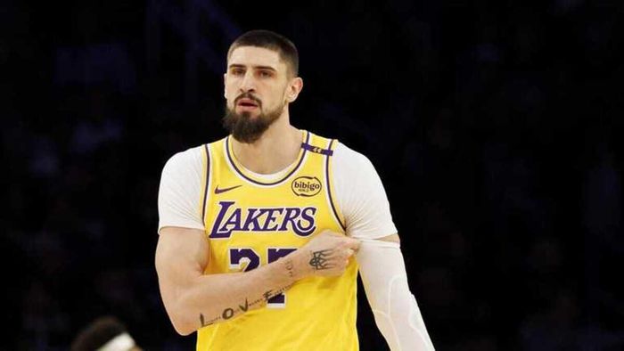 Лень отримав запрошення від легендарного баскетбольного клубу