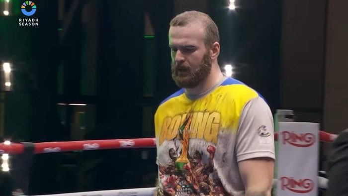 Український боксер вперше прокоментував свій вихід під російську музику на Гран-прі WBC