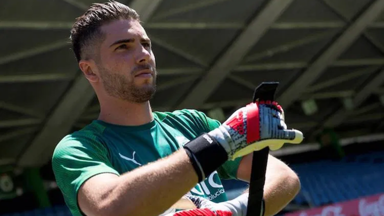 Люка Зидан / Фото ФК Гранада Люка Зидан / Фото ФК Гранада