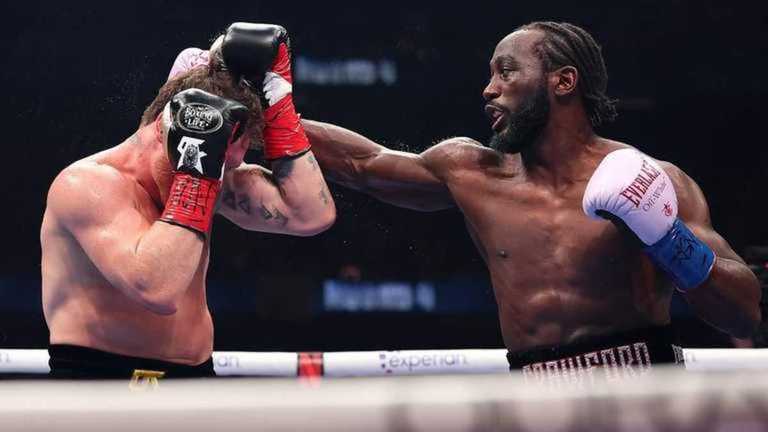 Сауль Канело Альварес та Теренс Кроуфорд / Фото Getty Images for Netflix Сауль Канело Альварес та Теренс Кроуфорд / Фото Getty Images for Netflix