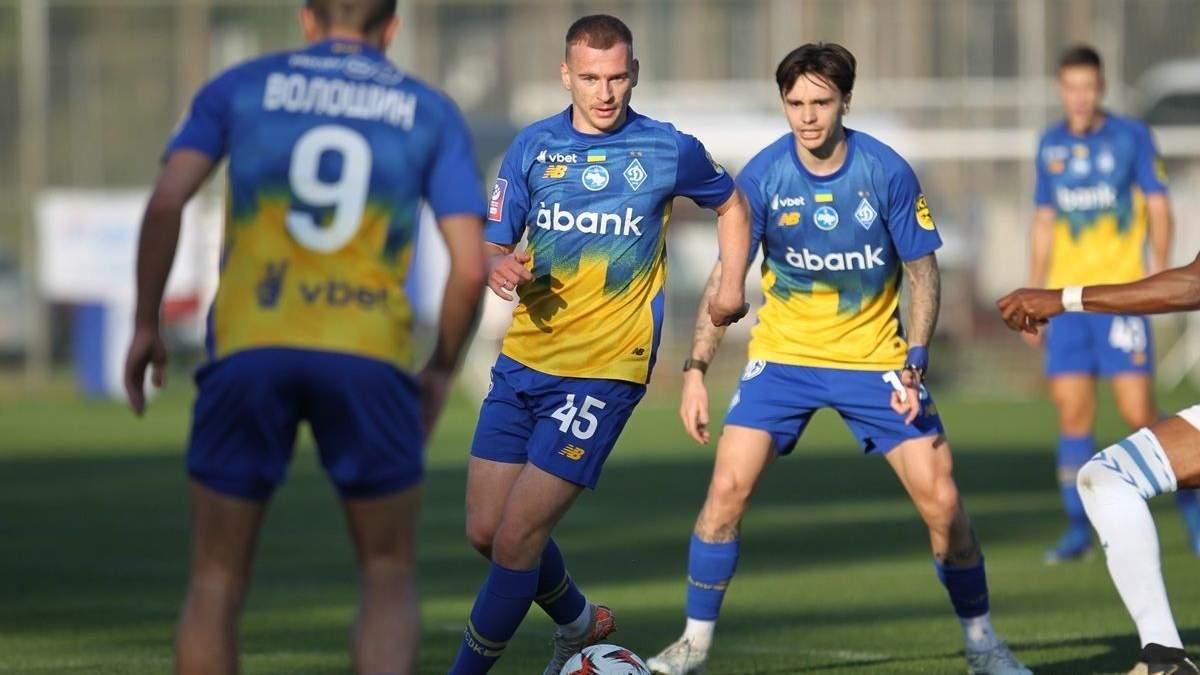 Максим Брагару (в центре) / ФК Динамо