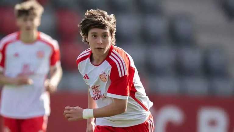 Богдан Оличенко / ФК Бавария Богдан Оличенко / ФК Бавария