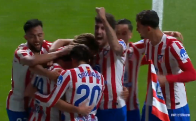 Атлетико с хет-триком чемпиона мира вырвал невероятную победу в матче с 5 голами в Ла Лиге