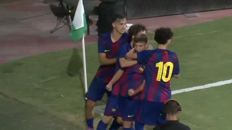 Артем Рибак (по центру) / Скріншот Артем Рибак (по центру) / Скріншот