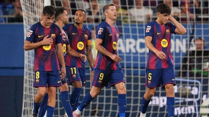 Барселона разбила Валенсию с теннисным счетом 6:0 – Рафинья пережил "тюрьму" и присоединился к празднику трех дублей