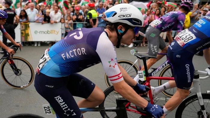 Велокоманда з Ізраїлю змінила назву під час Вуельти – в чому причина 